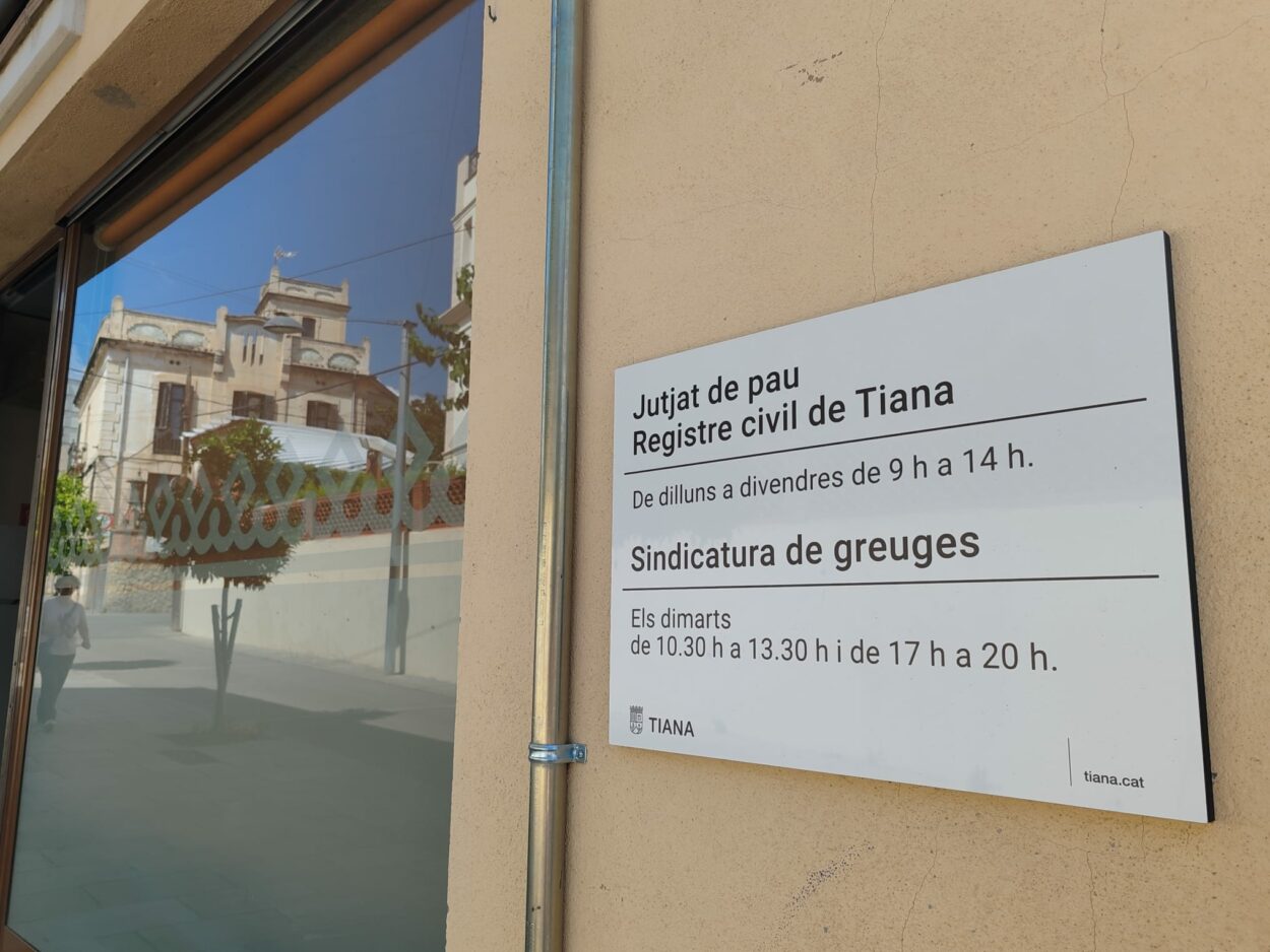 síndica de greuges de Tiana